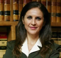 Spanish Speaking Trusts and Estates Attorney in California - Camelia Mahmoudi