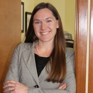 Spanish Speaking Attorney in Gig Harbor WA - Caroline J. Campbell