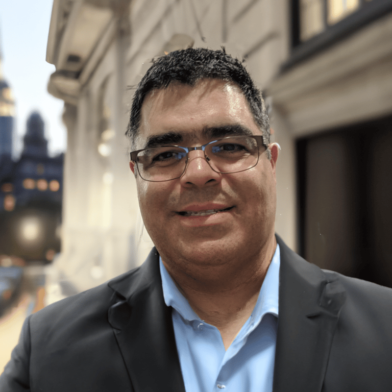 Latino Attorney in Chicago Illinois - David Hernandez