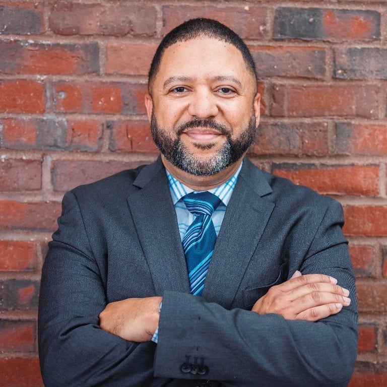 Hispanic Lawyers Near Me - Emmanuel Gonzalez