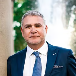 Gustavo Villalpando