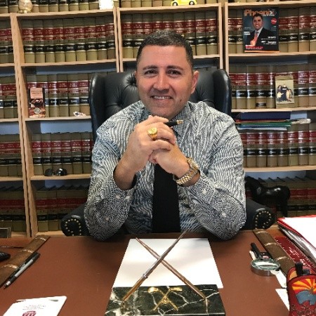 Spanish Speaking Lawyer in Scottsdale Arizona - Henry Salem