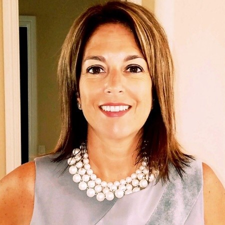 Spanish Speaking Commercial Real Estate Lawyer in Pompano Beach Florida - Kelly Jamen-Suarez