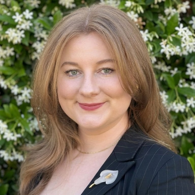 Spanish Speaking Lawyer Near Me - Maya Maleszewski